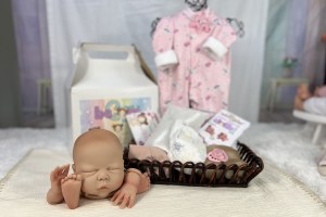 Angelina-Asleep-20”-14-limbs-cropped-003