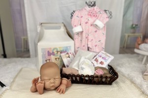 Angelina-Asleep-20”-14-limbs-cropped-005