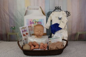 Angelina-Seiffert-white-1-4-limb-001