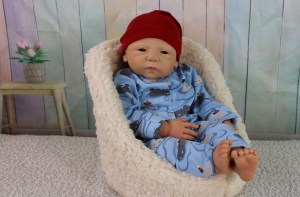 Benjamin-Seiffert-weighted-baby-001