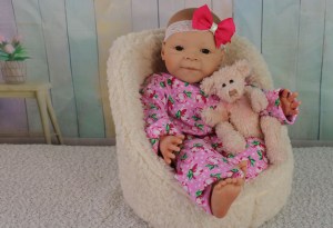 Estelle-Wosnjuk-weighted-baby-002