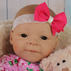 Estelle-Wosnjuk-weighted-baby-thumb