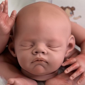 Layla-asleep-full-limbs-beborn-thumb