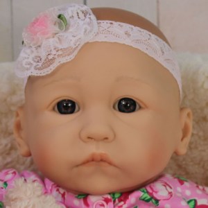 Lilli-Grace-Awake-Ethnic-dollsinc-weighted-001B