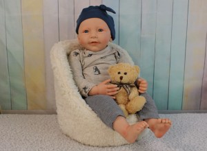 Lisa-Scherer-Awake-22-boy-002