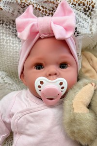 Magnolia-Peek-a-Boo-cg-004