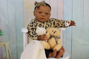 Merle-Ethnic-Play-Doll-DollsInc-003