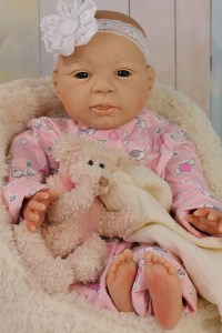 Merle-Play-Doll-DollsInc-007