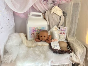 Mira-Jo-awake-14-limbs-ethnic-beborn-kit-002