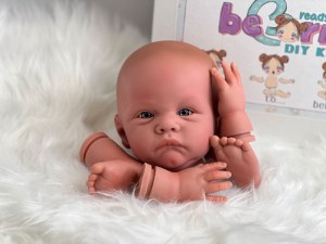 Polly-awake-fixed-eyes-14-limbs-beborn-002