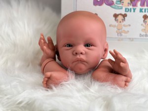 Polly-awake-fixed-eyes-14-limbs-beborn-003