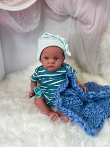 Polly-awake-full-limbs-fully-assembled-weighted-with-magnets-007