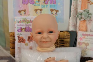 Rieke-Schere-beBorn-18inch-1-4-limb-002