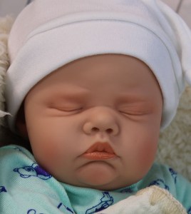 Rylee-Sieben-asleep-18inch-1-4-limb-thumb-001
