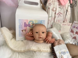 Sophie-14-limbs-beborn-003