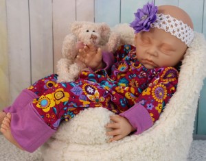 Tommy-Mousa-asleep-20inch-1-4-limb-002