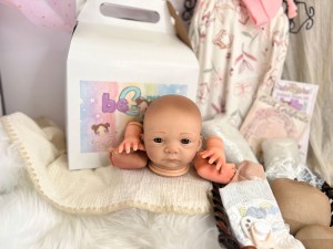 Vivian-14-limbs-beborn-001