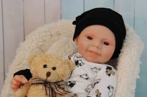 Willow-Sieben-awake-18inch-thumb-004b